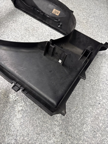 BMW E39 525i 528i 530i M5 Radiator Cooling Fan Plastic Shroud 17101438457 OEM