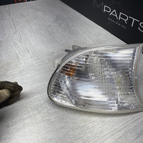 2001 BMW E46 325 328 M3 Clear Corner Lights Tail Lamps 6919651 6919652 *Notes*
