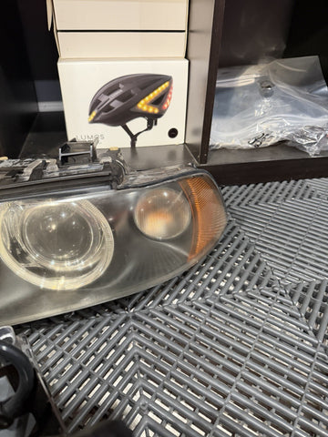 OEM 2001-2003 BMW E39 525i 530i 540i M5 Left Driver Side Xenon HID Headlight
