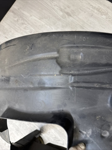 BMW 08-13 E92 E93 M3 Cover Wheel Housing Front Right Fender Liner 8043214