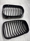 BMW 01-06 E46 M3 Front Kidney Grilles Chrome Set OEM *Broken Tabs*