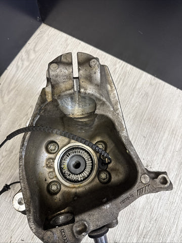 BMW X3M F97 X4M F98 20-24 RIGHT PASS FRONT SPINDLE KNUCKLE HUB BEARING OEM