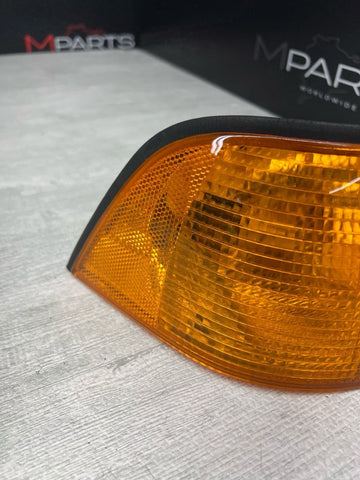 Parking Corner Signal Light 92-99 BMW 3 Series E36 Coupe Passenger Right