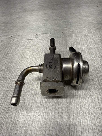 BMW 01-06 E46 M3 S54 FUEL PRESSURE REGULATOR OEM