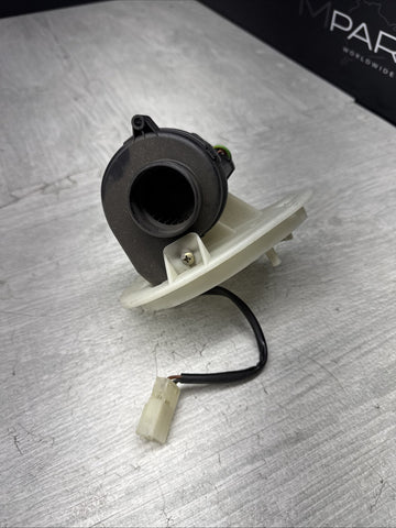 01-03 E46 M3 BMW ECU FUSE BOX FAN BLOWER E38 E39 E46 E53 X5 Z4 E85 E86 (3 PIN)