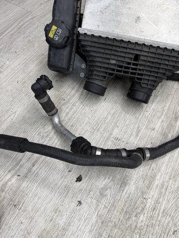 15-21 BMW S55 F80 F82 F87 F83 M4 M3 M2 TOP MOUNT INTERCOOLER AIR COOLER OEM
