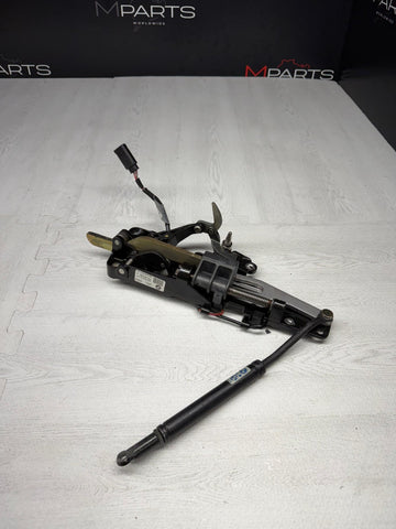 01-06 BMW M3 E46 BMW Convertible Top Locking Handle Driver Left Side OEM 7031361