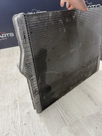 15-21 BMW F80 F82 M3 M4 S55 ENGINE COOLING RADIATOR MAIN REAR 17112284607 OEM