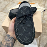Louis Vuitton LV Driver Mocassin Black Size 9 Authentic Designer *Notes*