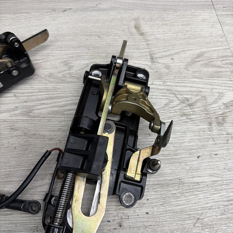 01-06 BMW E46 325 330 M3 - Convertible Top Latches Motors  - 7031361 7031362 OEM