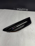 2013-2016 BMW F10 M5 SEDAN FRONT LEFT FENDER GRILLE W TURN SIGNAL 7903879 OEM