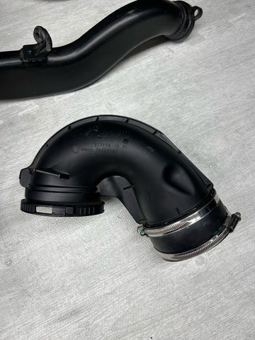BMW F80 F82 F83 F87 M2 M3 M4 S55 INTAKE CHARGE PIPES DUCTS INLET 11617846245 OEM
