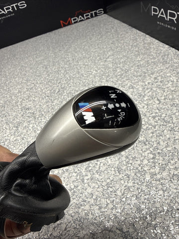 06-10 BMW E60 E63 E64 M5 M6 SMG Transmission Shift Knob & Boot 7898248