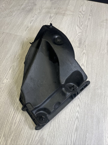 21-24 BMW G80 G82 G83 M3 M4 Front Right Air Intake Housing Box 8097028