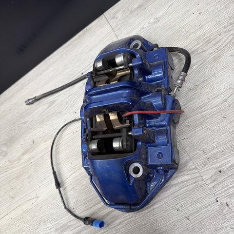 21-26 OEM BMW G80 G82 M3 M4 Front Driver Side Brake Caliper Brembo Blue