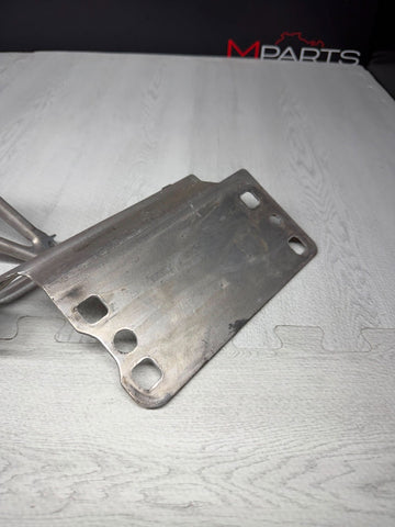 08-13 BMW E90 E92 E93 M3 Front Bumper Left Driver Side Bracket Mount OEM