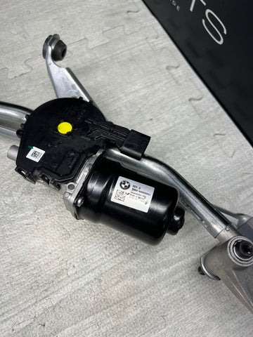 BMW 21-26 G80 M3 Windshield Wiper Motor & Linkage Assembly OEM