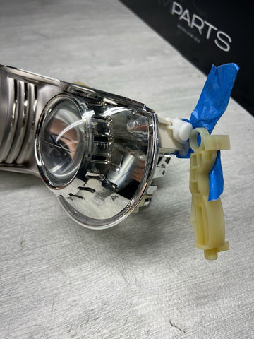 02-06 BMW E46 M3 ORIGINAL Left Driver Side Bi Xenon Headlight Internal Housing