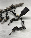 23-24 FORD ESCAPE ENGINE FUEL INJECTION RAIL & INJECTORS / PRESSURE SENSOR OEM