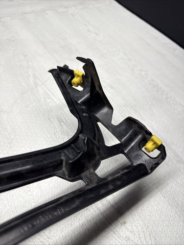 BMW 11-16 F10 M5 FRONT LEFT FENDER HOLDER BRACKET 51647903881 ORIGINAL