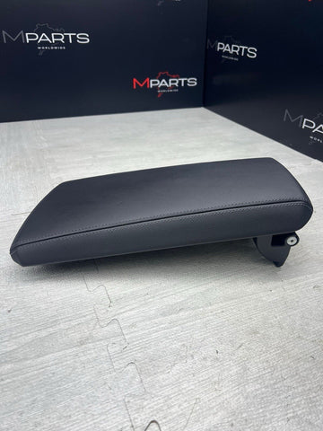 BMW G87 M2 G42 M240I COUPE FRONT CENTER CONSOLE ARM REST COVER LID BLACK