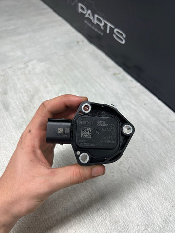 BMW 21-26 G20 G30 G31 G01 G80 G82 G83 M3 M4 S58 Oil Level Sensor 5A14C01 863875