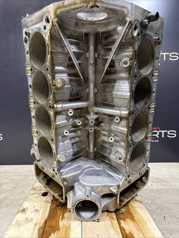 08-13 BMW E90 E92 E93 M3 S65 Engine Motor Bottom Bare Block *Scored Cylinder