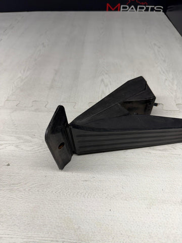 08-13 BMW E90 E92 E93 328 335 M3 Manual Transmission Accelerator Gas Pedal OEM