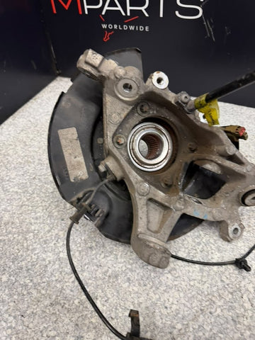 15-23 Dodge Charger Rear Suspension Left Side Spindle Knuckle & Hub OEM