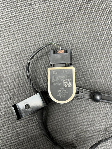 11-16 BMW 528i F10 M5 Front Right Passenger Side Suspension Heigh Level Sensor