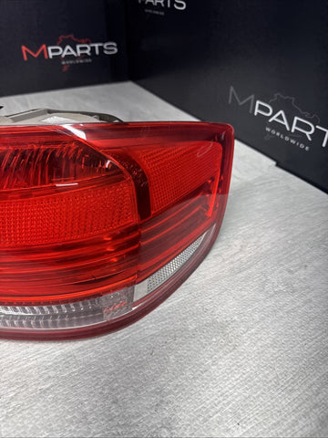 07-10 BMW E92 328 335 M3 Coupe Rear Right Outer Tail Light OEM *Spider Cracks*