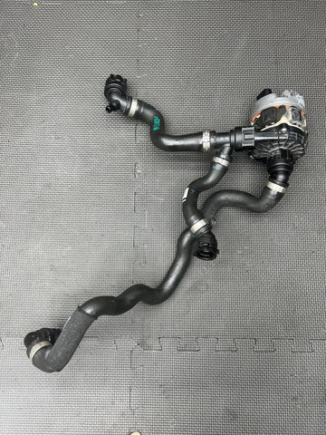 21-24 BMW G80 G82 G83 M3 M4 S58 Water Pump Assembly 11518089163 OEM