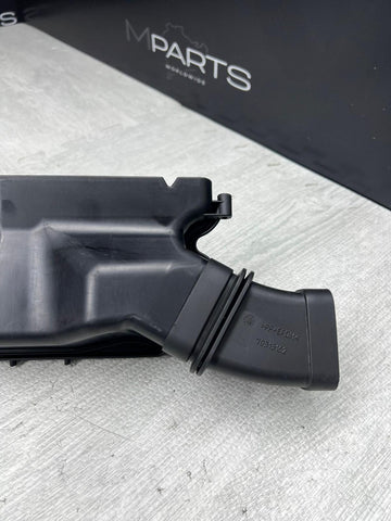 2008–2013 BMW M3 E90/E92/E93 Front Inlet Intake Pipe Air Duct Engine OEM 7838285