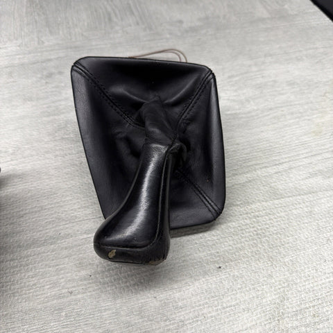 BMW 01-06 E46 M3 6 SPEED SHIFT KNOB OEM Illuminated *Worn Leather*