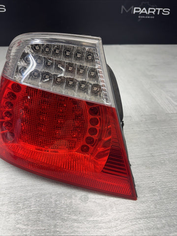 01-06 E46 BMW 330 M3 CONVERTIBLE REAR LED TAIL LIGHT DRIVER 6937453 *PIXELS*