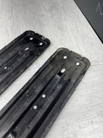 01-13 BMW E46 E90 E92 E93 M3 OEM MIDPIPE EXHAUST BRACKETS SUPPORT PLATES PAIR