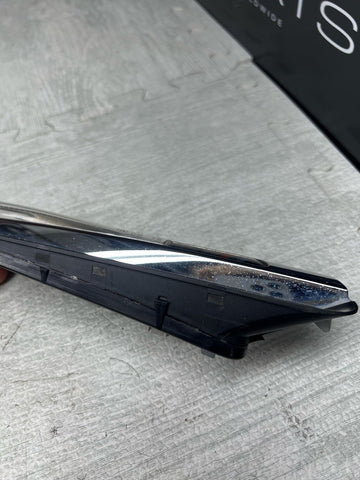 2008-2011 BMW E90 M3 SEDAN FRONT LEFT DRIVER FENDER GRILLE TRIM OEM 8046447
