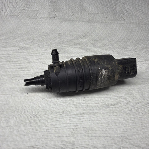 BMW E46 M3 2001-2006 Xenon Headlight Washer Pump