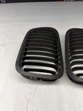 BMW 01-06 E46 M3 Front Kidney Grilles Matte Black Set
