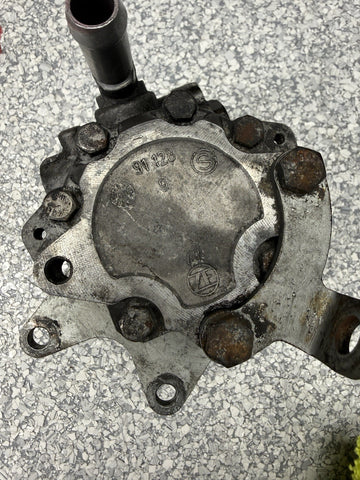 BMW 00-03 E39 M5 Power Steering Pump 2228979 2229037 1406769