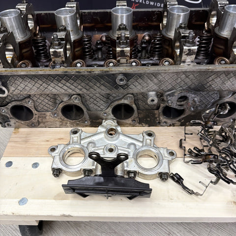 01-06 BMW E46 M3 S54 Motor Engine Cylinder Head Complete No Cams