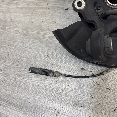 2008-2013 BMW E90 E92 E93 M3 Rear Spindle Knuckle Hub Right Passenger *Notes*