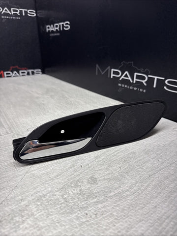 NEW 01-06 BMW 325CI E46 FRONT LEFT SIDE DOOR INNER HANDLE W/ SPEAKER COVER OEM