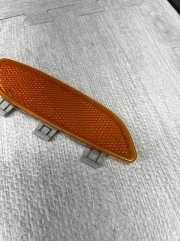 BMW E90 E92 E93 M3 FRONT RIGHT PASSENGER OEM REFLECTOR 7839044 AMBER