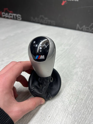 06-10 BMW E60 E63 E64 M5 M6 SMG Transmission Shift Knob & Boot 7898248