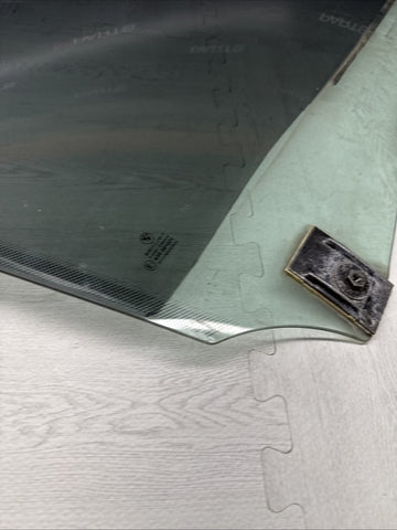 99-06 BMW E46 325 330 M3 COUPE FRONT RIGHT PASSENGER WINDOW GLASS TINTED
