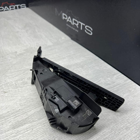 2019-2023 BMW M8 F92 Accelerator Throttle Gas Pedal 3540 6889824 - 05 OEM