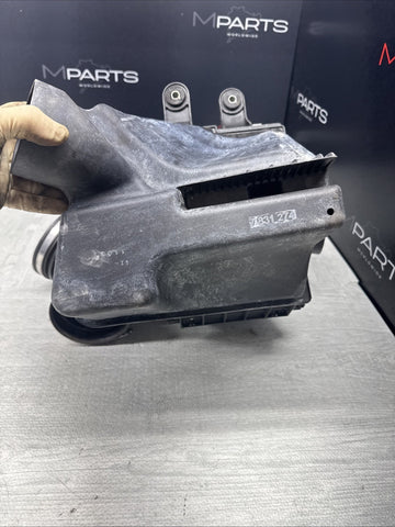01-06 BMW E46 M3 S54 Air Filter Intake Suction Box Duct Inlet Original *Chip*