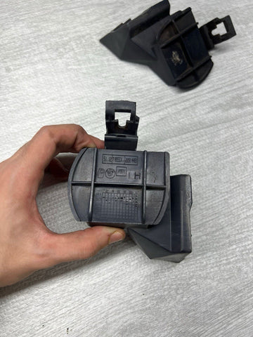 Genuine BMW E46 330 M3 REAR QUARTER SUPPORT BUMPER BRACKETS PAIR