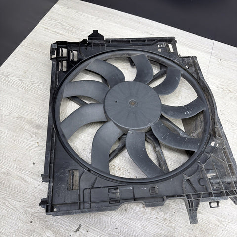 15-20 OEM BMW F80 F82 F83 M3 M4 Electric Radiator Cooling Fan w/Shroud *Notes*